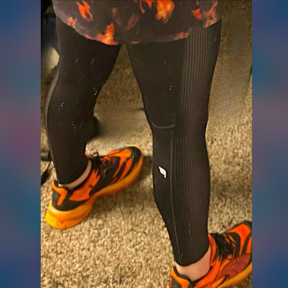 SOLD  L shiny, wet-look Compression Pants Tights Leggings w/ Mesh Inlay__SEXY